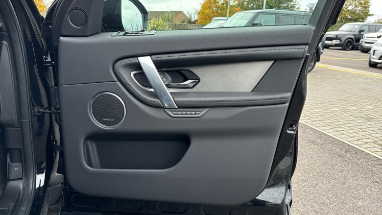 Land Rover Discovery Sport 2.0 D200 Dynamic SE 5dr Auto [5 Seat] Diesel Station Wagon